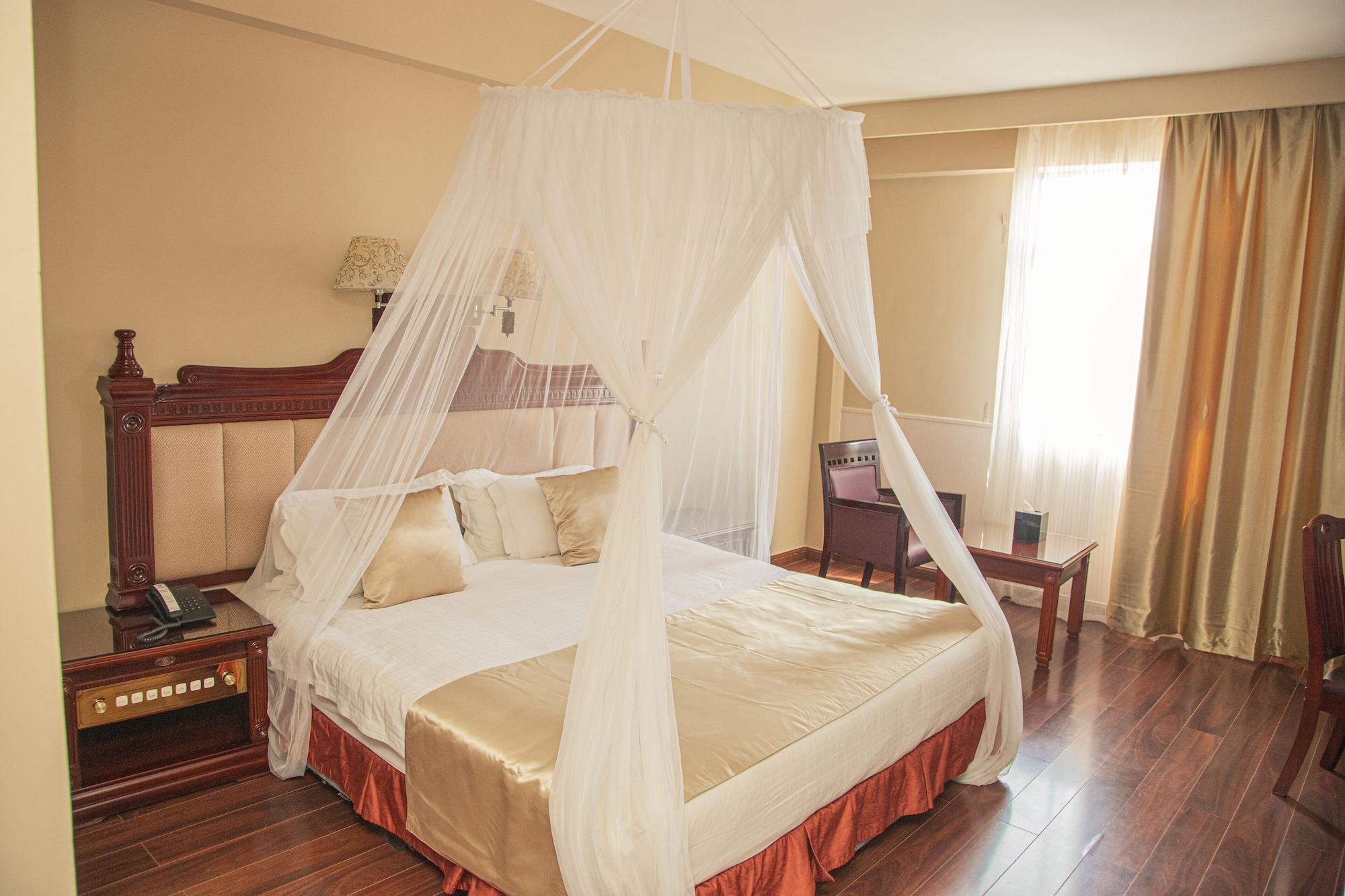 Best Western Plus Paramount Hotel Лусака Екстер'єр фото