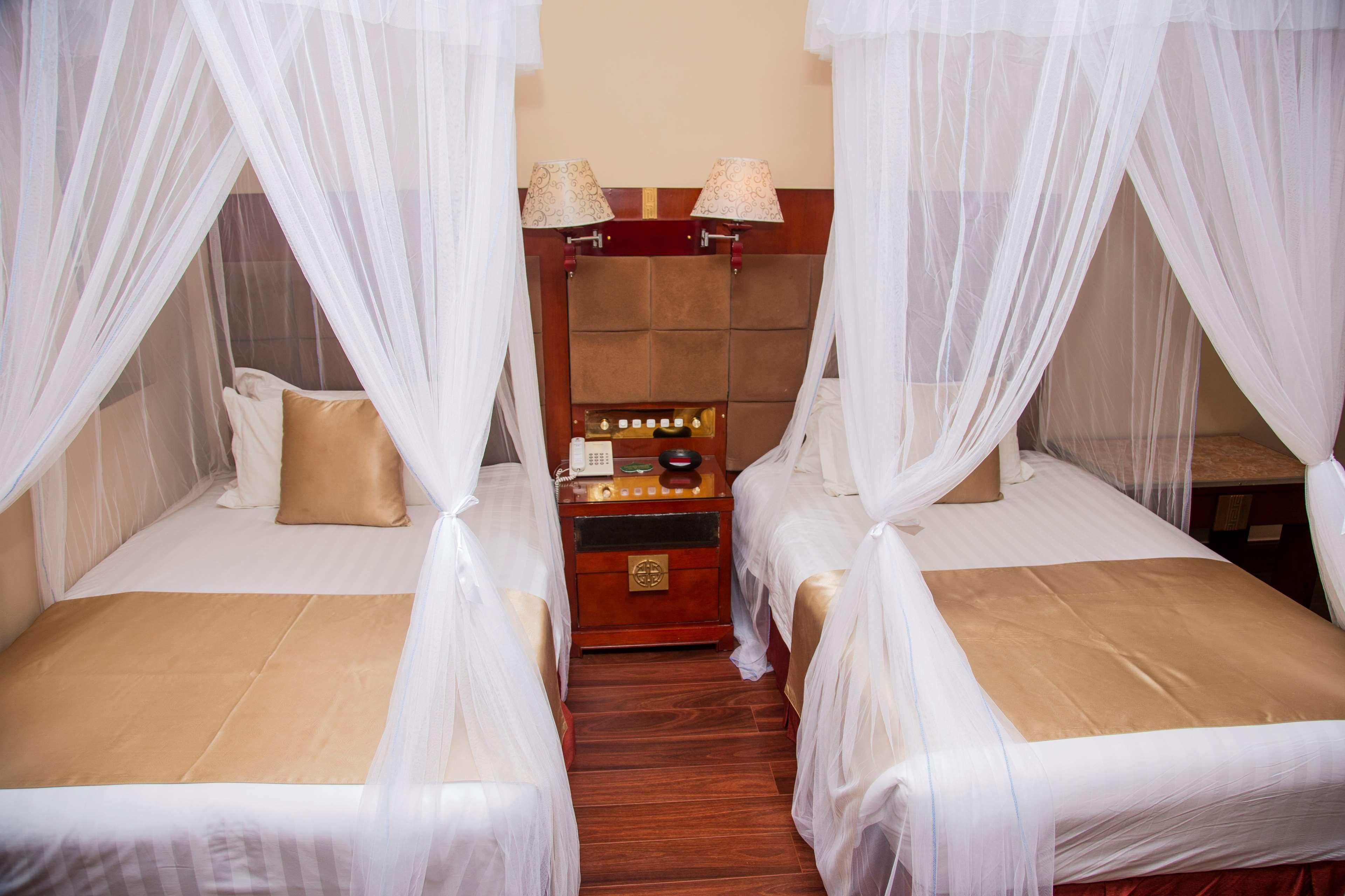 Best Western Plus Paramount Hotel Лусака Екстер'єр фото