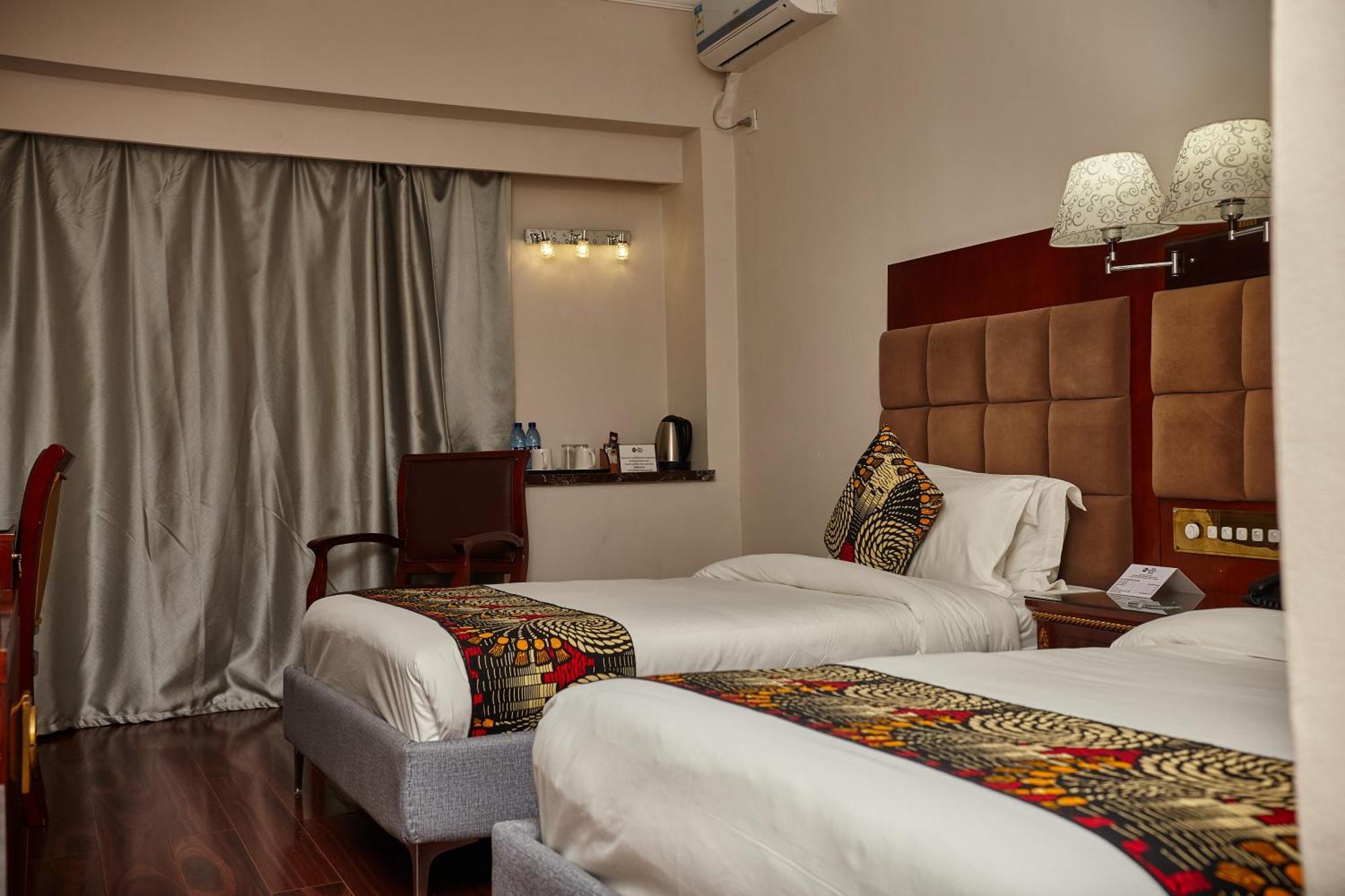 Best Western Plus Paramount Hotel Лусака Екстер'єр фото