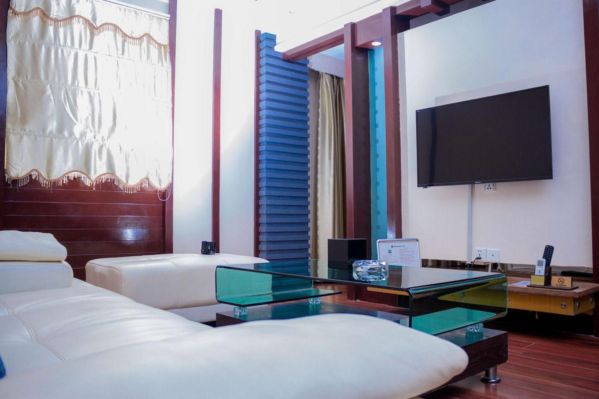 Best Western Plus Paramount Hotel Лусака Екстер'єр фото