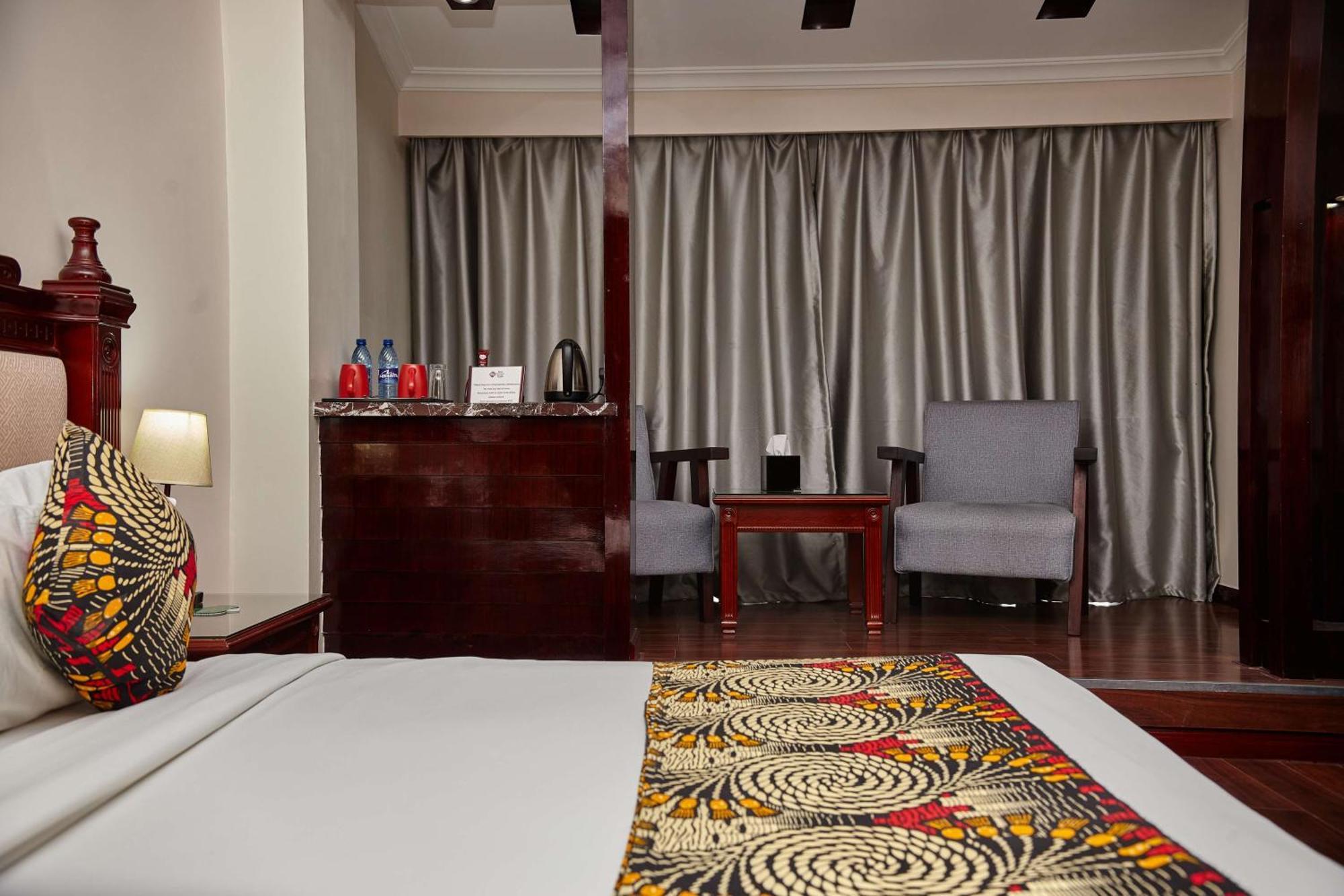 Best Western Plus Paramount Hotel Лусака Екстер'єр фото