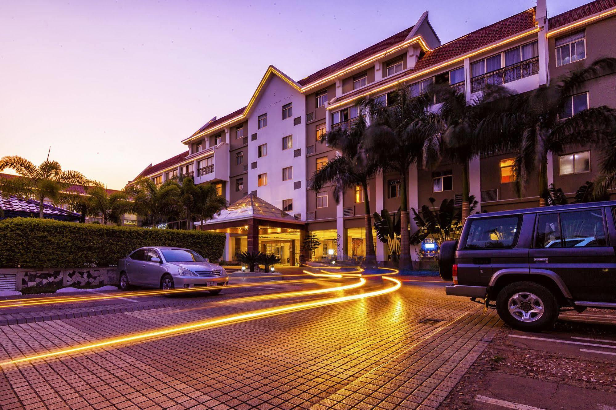 Best Western Plus Paramount Hotel Лусака Екстер'єр фото